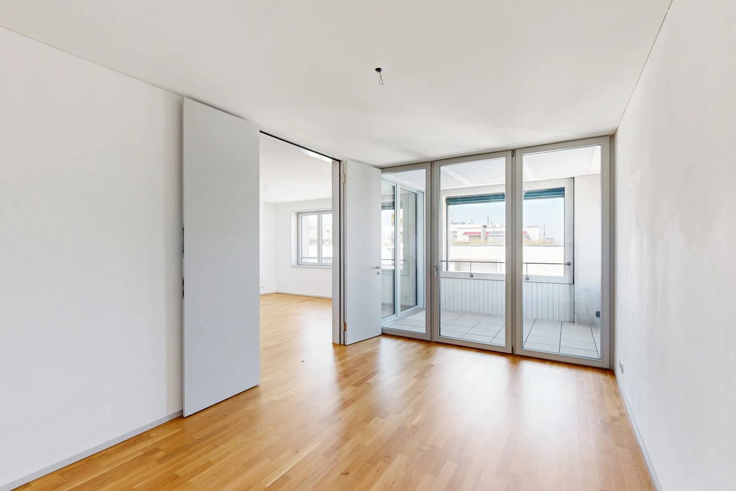 Moderne Wohnung im Zentrum von Zürich zu vermieten - befristet bis 30.09.2027