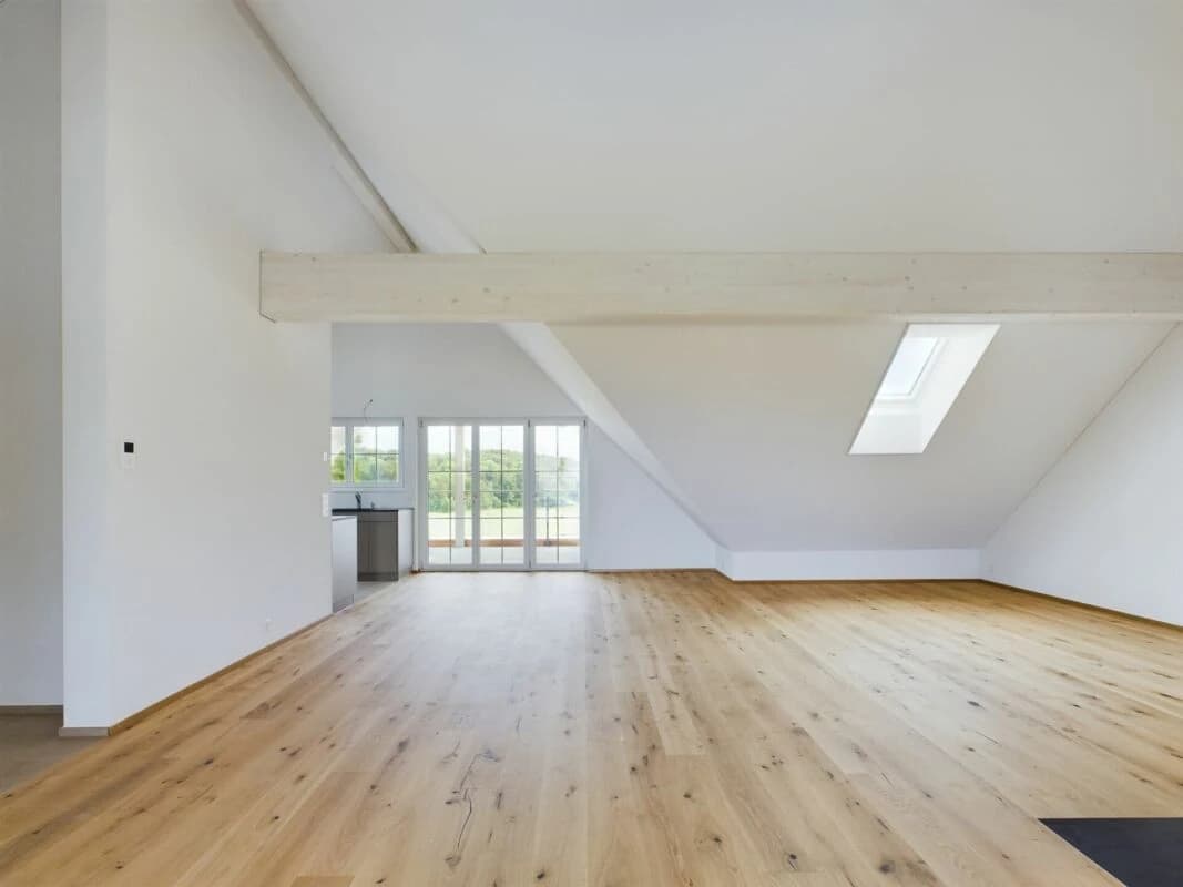 Moderne 4.5-Zimmerwohnung Dachgeschoss mit Weitblick