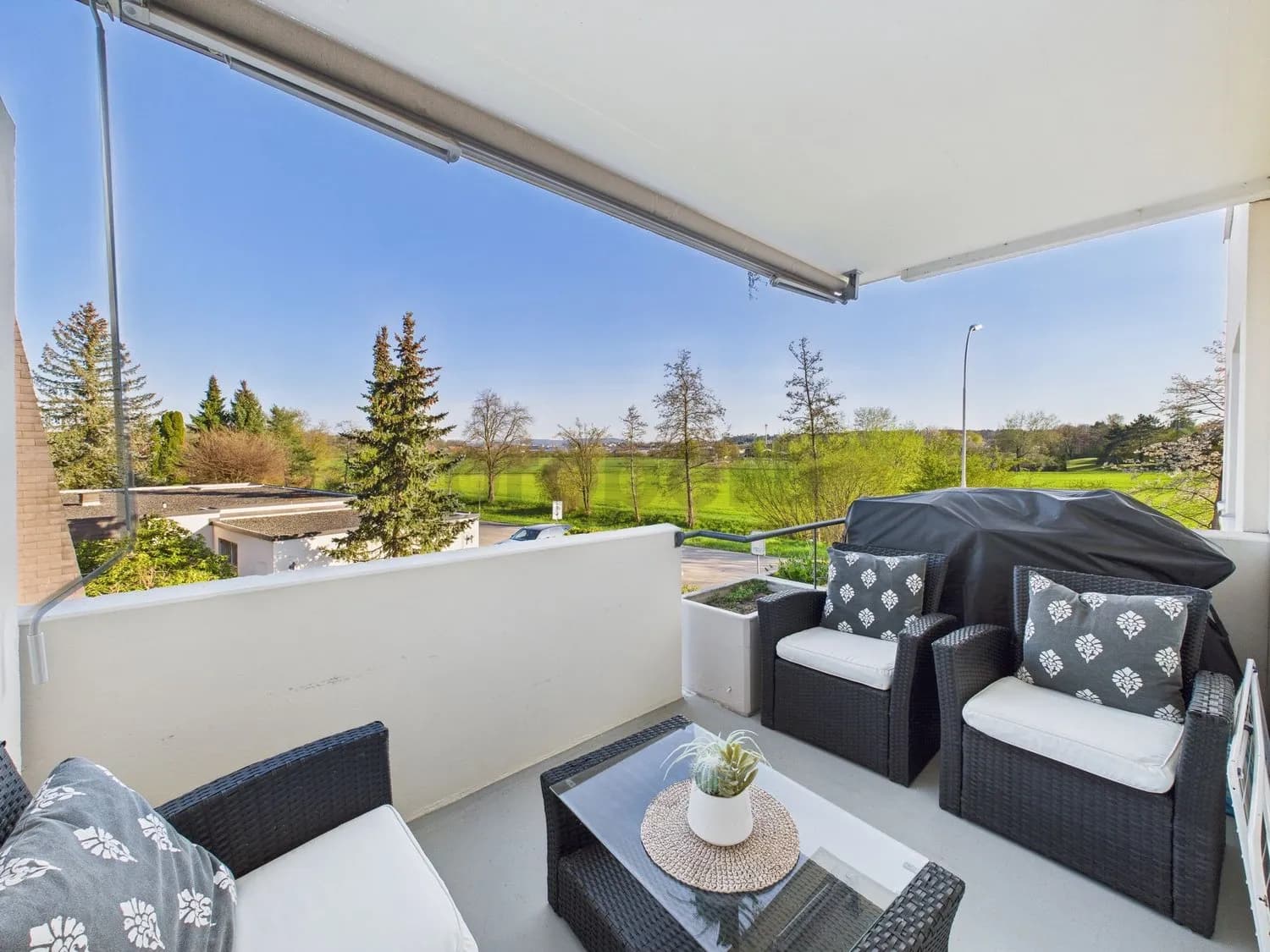 Charmante 4-Zimmer-Wohnung in begehrter Lage von Oberglatt, Kanton Zürich