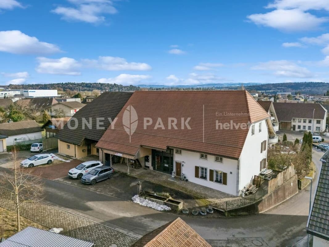 5.5-Zimmer-Einfamilienhaus mit integriertem Geschäftsteil