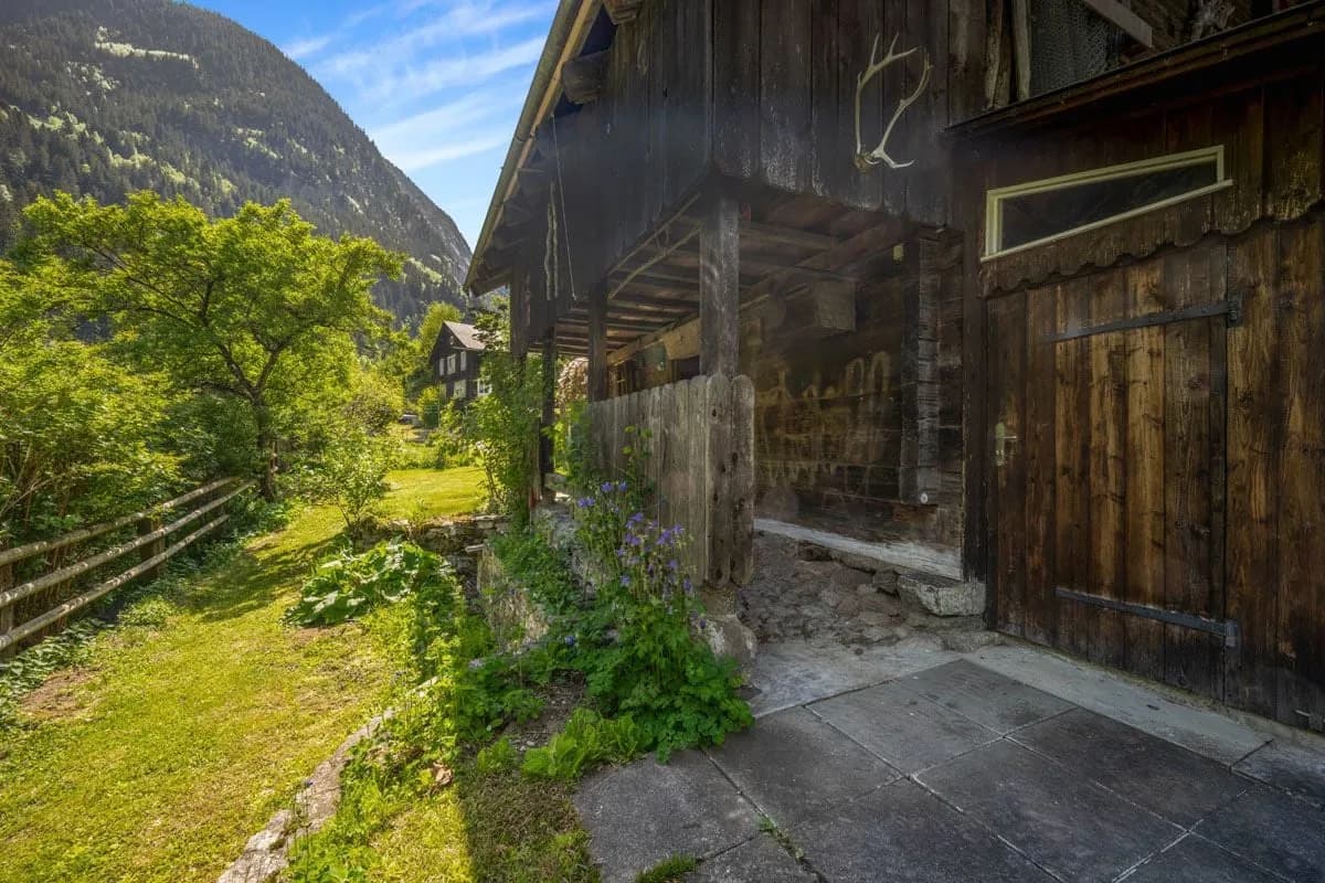 Rustikales Bauernhaus mit viel Natur & Umschwung
