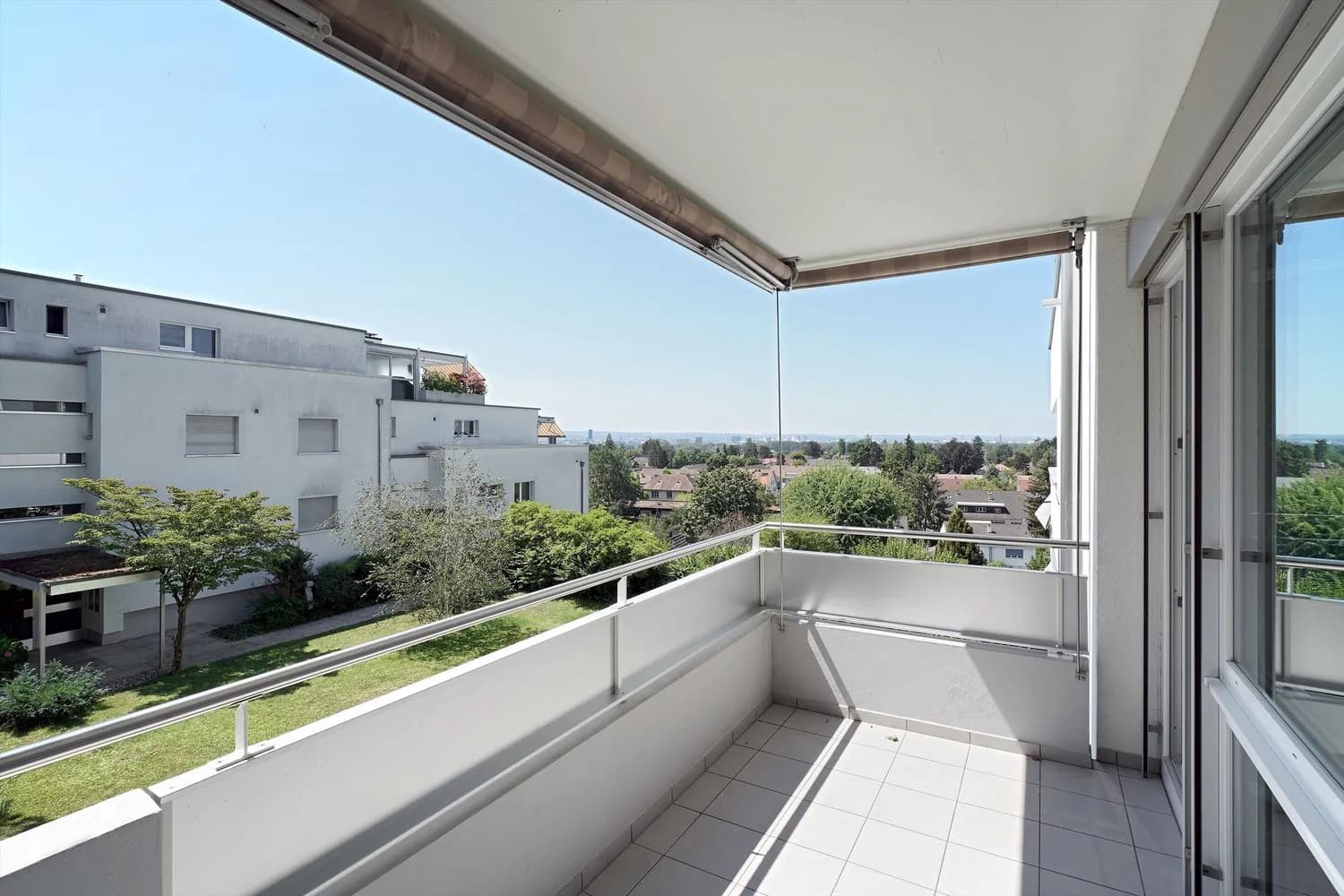 6-Zimmer-Maisonette-Attikawohnung