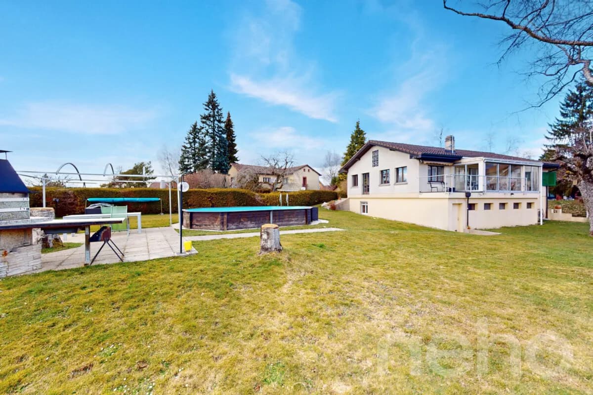 UN CADRE DE VIE PRIVILÉGIÉ À FROIDEVILLE IDÉAL POUR VOTRE FAMILLE