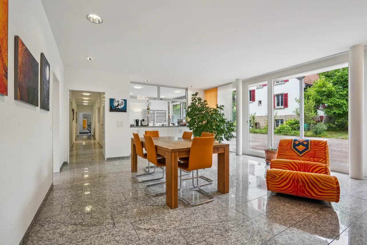 ALL IN ONE - WOHNEN UND/ODER ARBEITEN AN TOPP LAGE