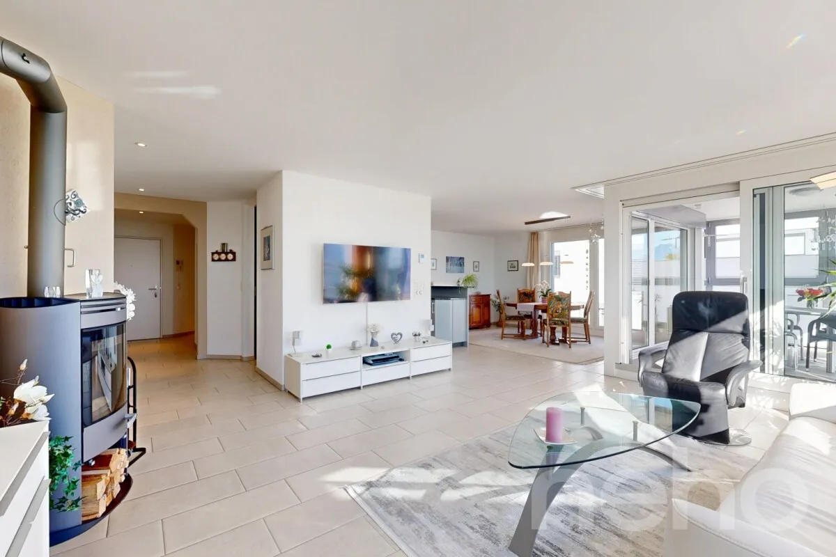 Wohntraum mit Panorama, Wintergarten und Terrasse