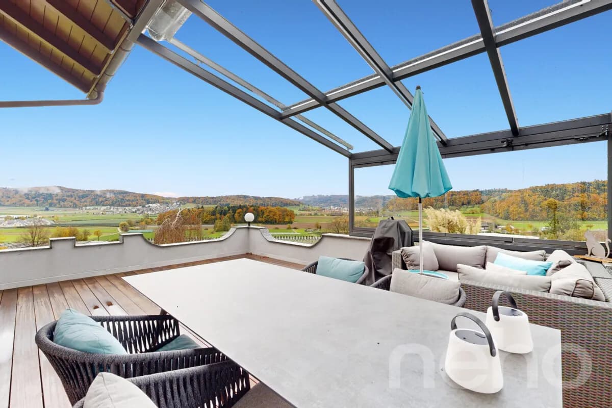 Erstklassiges 5.5-Zimmer Einfamilienhaus mit attraktiver Fernsicht