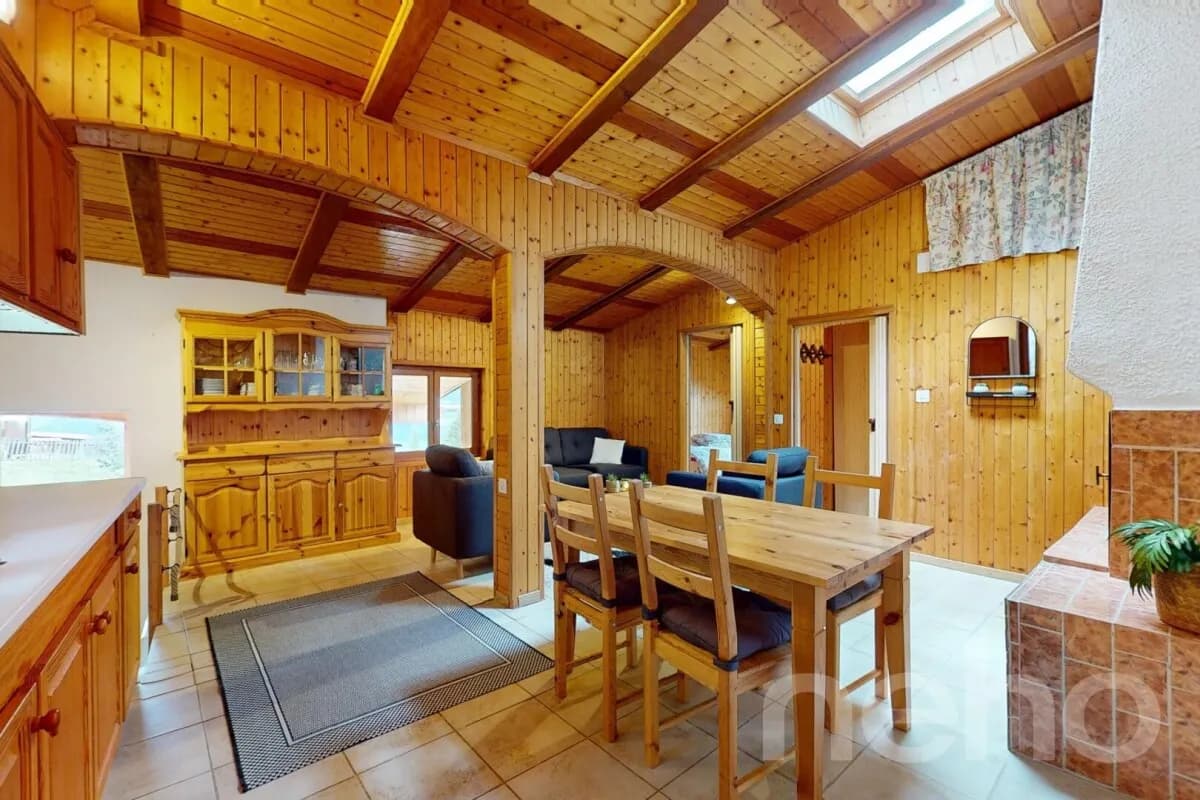 Charmant chalet mitoyen avec terrain et terrasse