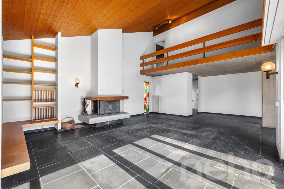 Panorama-Einfamilienhaus mit Blick auf das Kloster Mariastein