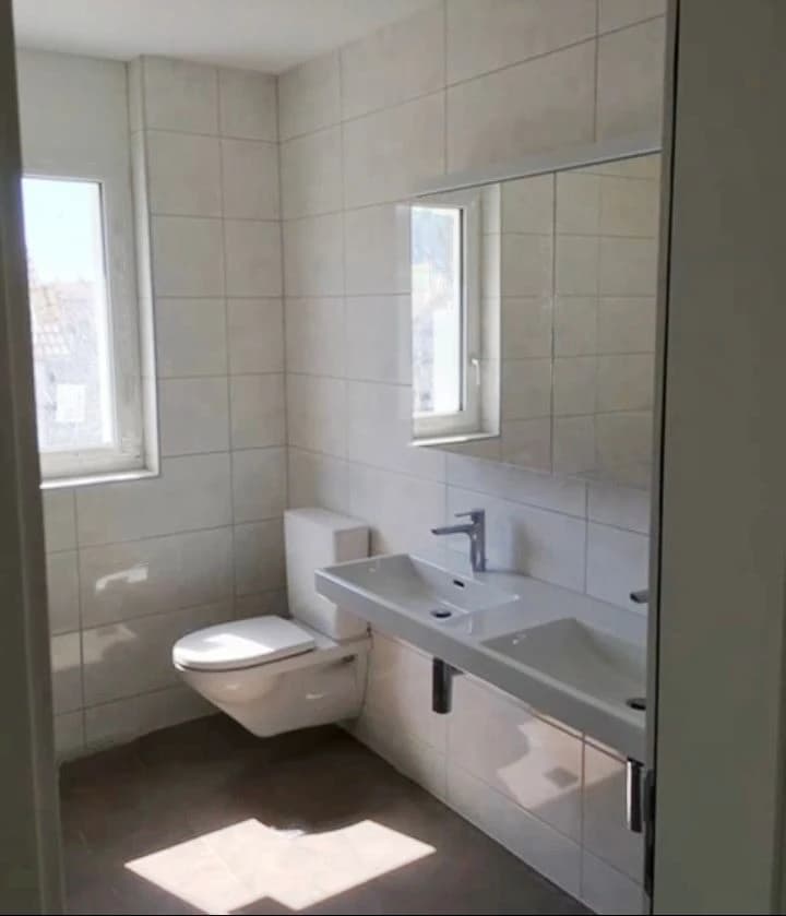 Modernes 5.5-Zimmer-Doppelhaus an ruhiger Lage in Schmitten FR