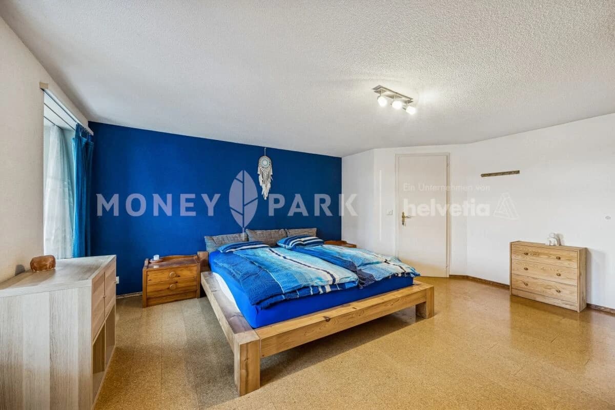 5.5-Zimmer-Einfamilienhaus mit integriertem Geschäftsteil