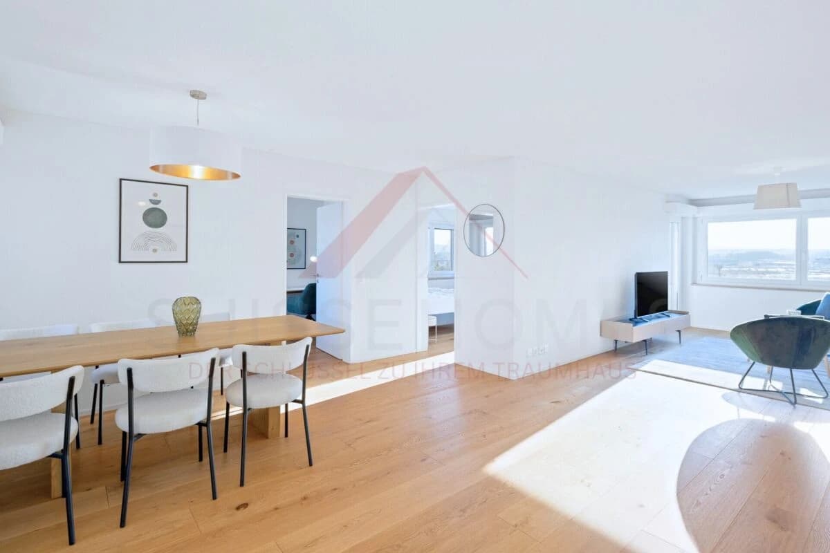 Exklusive 3.5-Zimmer-Wohnung im 15. Obergeschoss mit spektakulärer Weitsicht