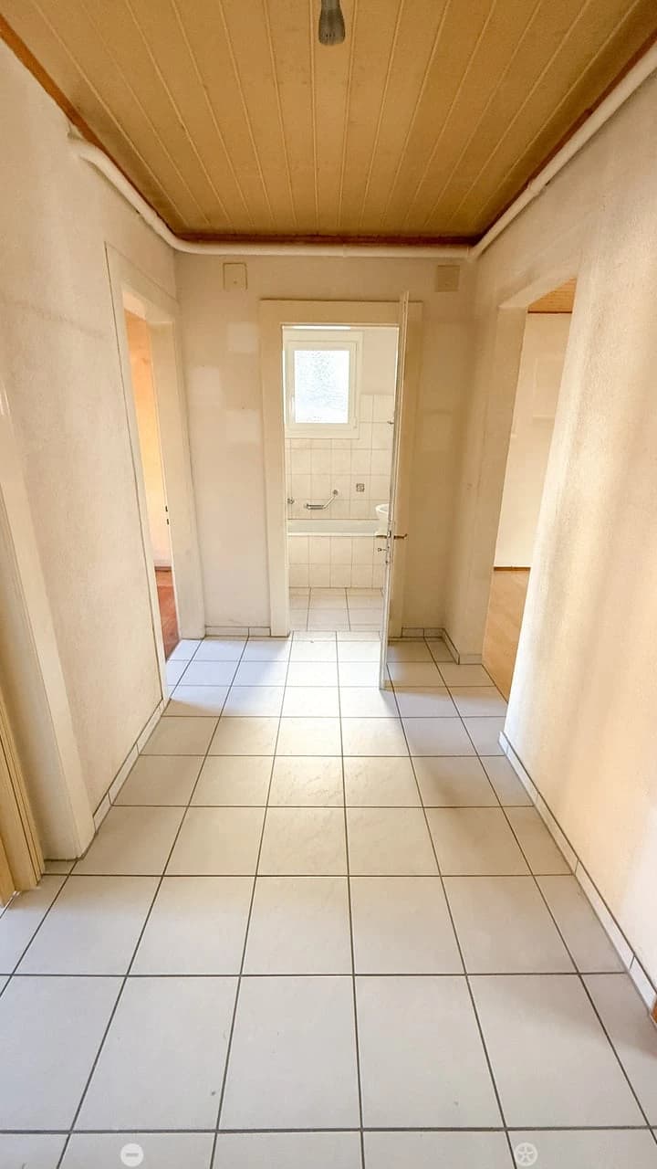 3-Zi. Parterre Wohnung mit Privatgartenteil