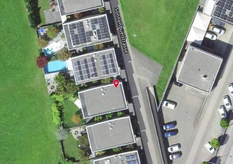 *6,5-Zimmer-Einfamilienhaus mit Anteil an Tiefgarage*