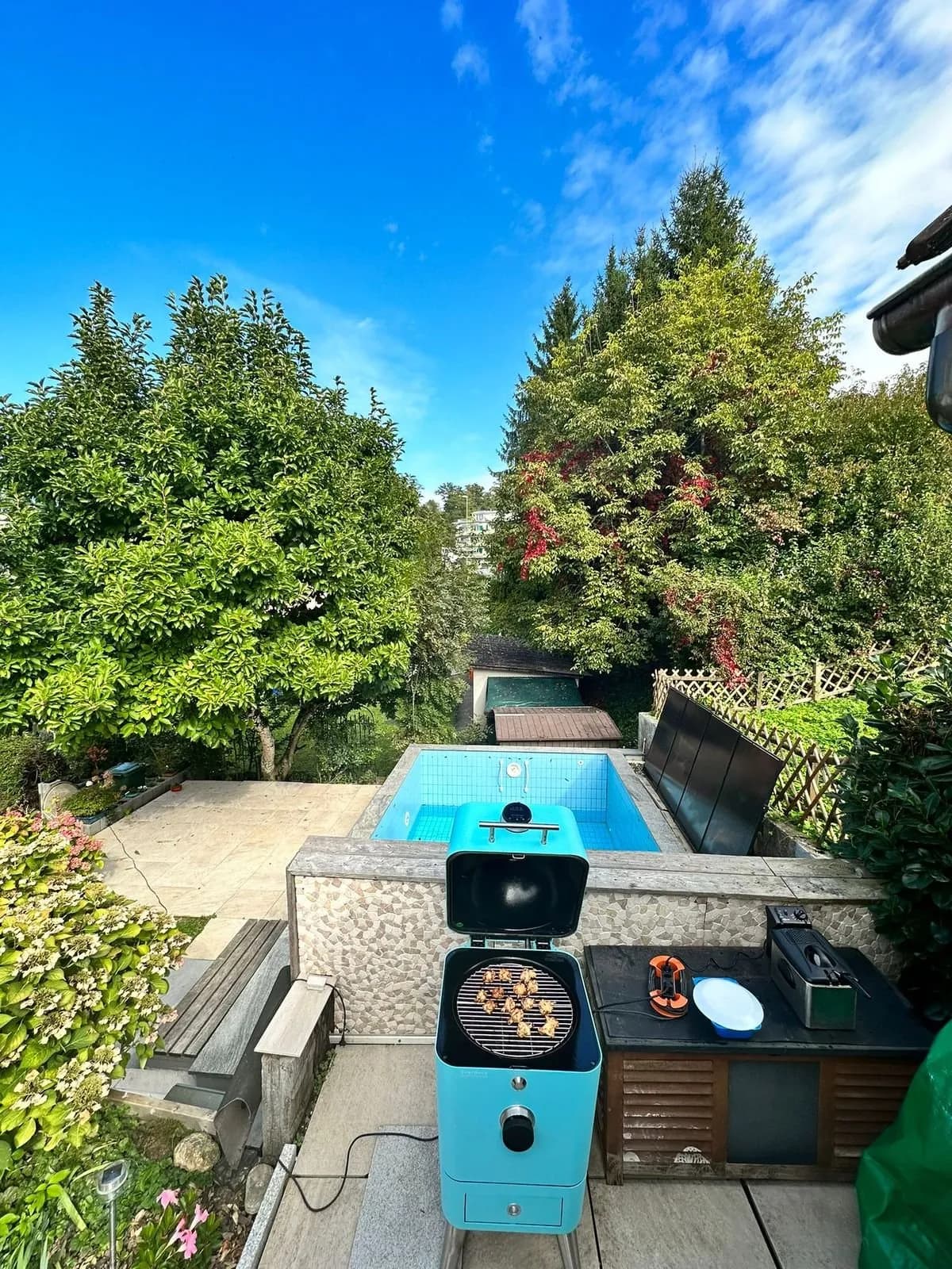 EIN HAUS DAS BEGEISTERT - VIEL SONNE, RUHIG GELEGEN UND MIT POOL