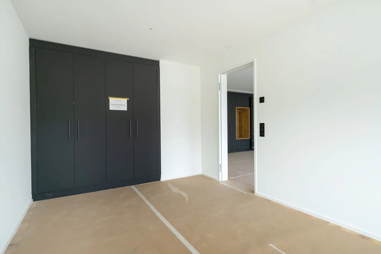 Moderne 2.5-Zimmer-Wohnung mit hochwertigem Ausbau und Loggia