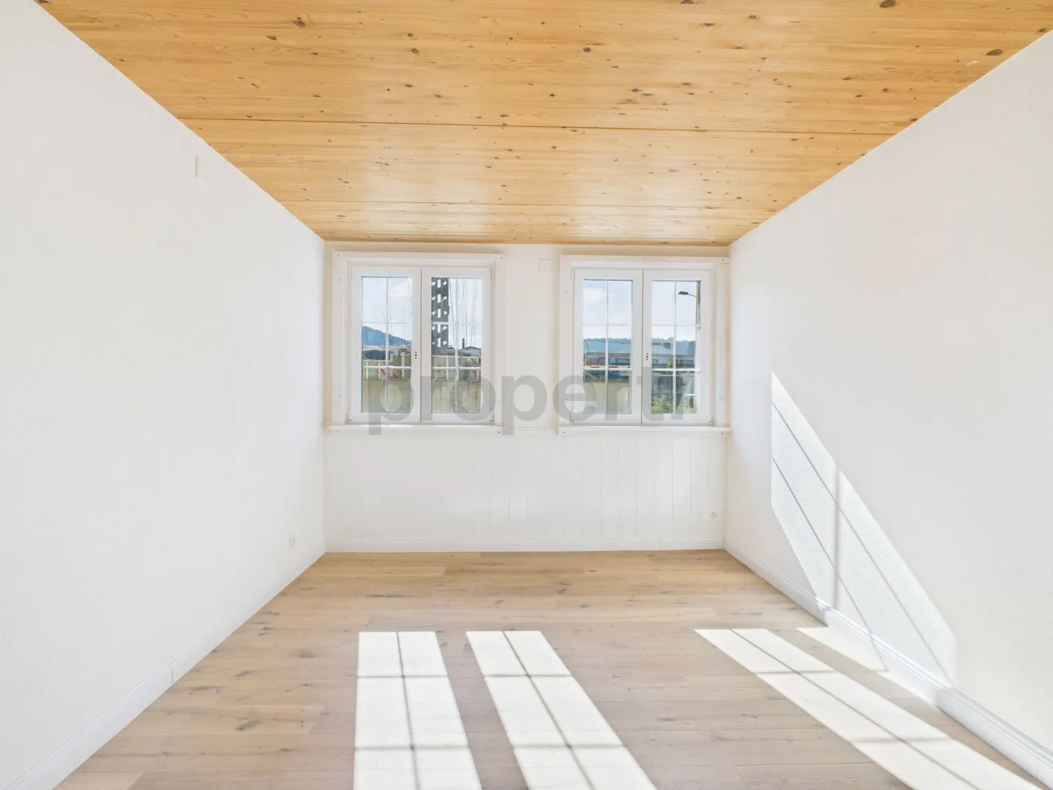 Brandneue 3.5 Zimmer Erdgeschosswohnung mit historischem Charme  familienfreundlich & altersgerecht in Grossdietwil LU