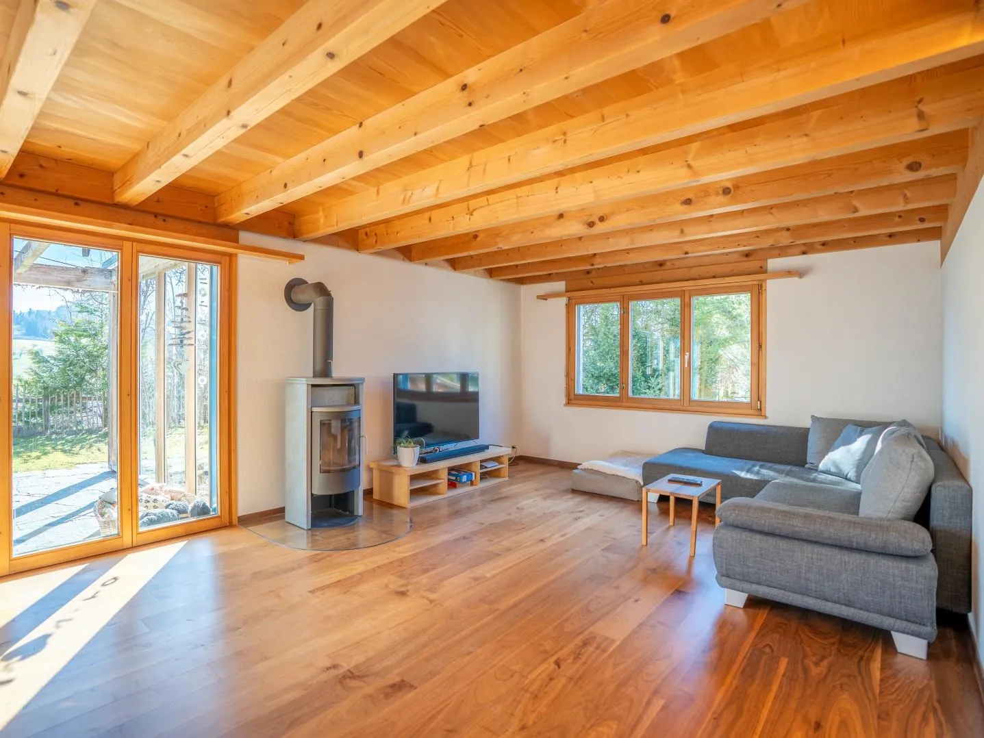 Sonniges Wohnparadies mit grossem Naturgarten