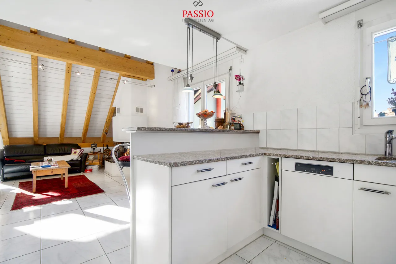 Grosse 5.5-Zimmer Duplexwohnung mit Lift an bester Lage