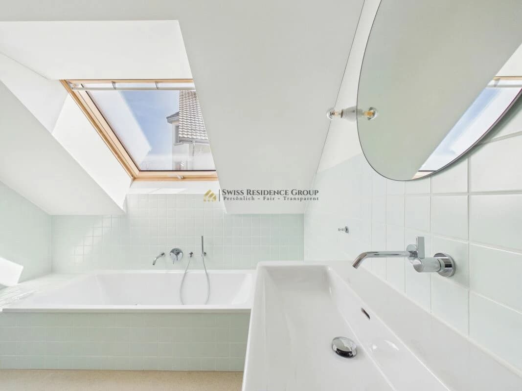 Traumhafte Maisonettewohnung mit Balkon und Doppelgarage