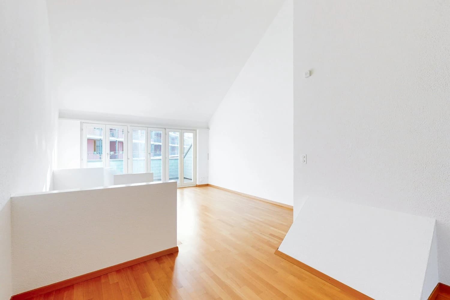 Schöne 2.5-Zimmer-Maisonette-Wohnung in Zürich
