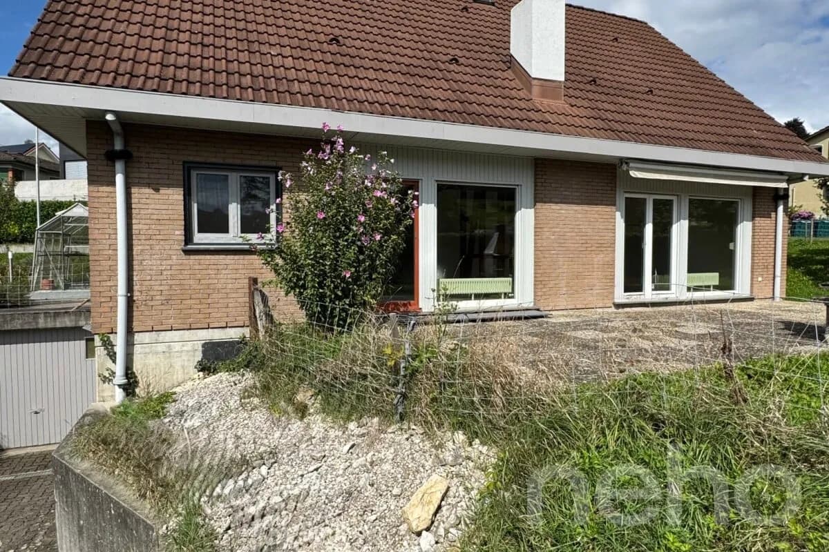 Charmantes Einfamilienhaus mit Gartenidylle und viel Platz in Magden