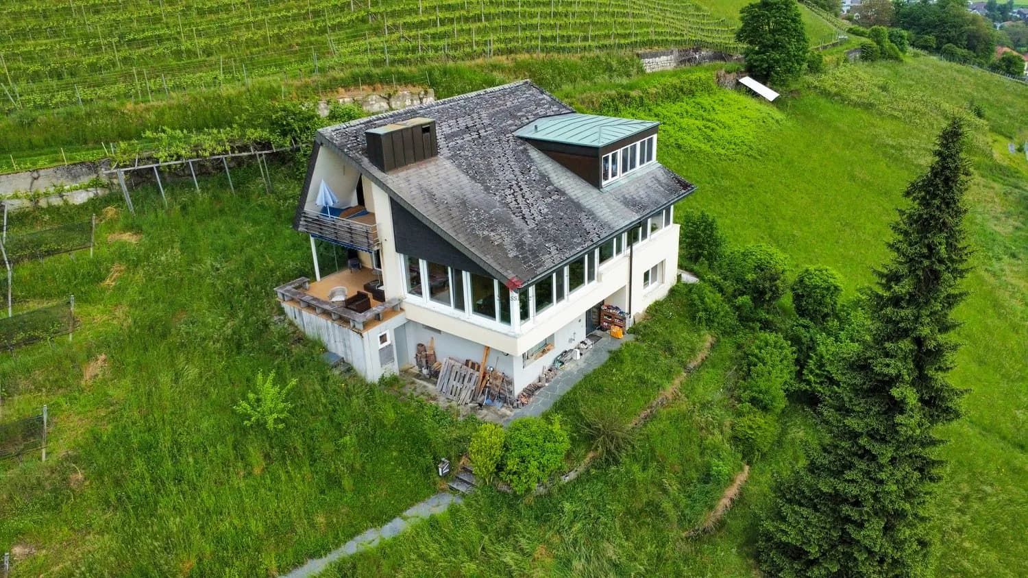 Wohnen, wo andere träumen - Ihr Rückzugsort in den Villiger Rebbergen