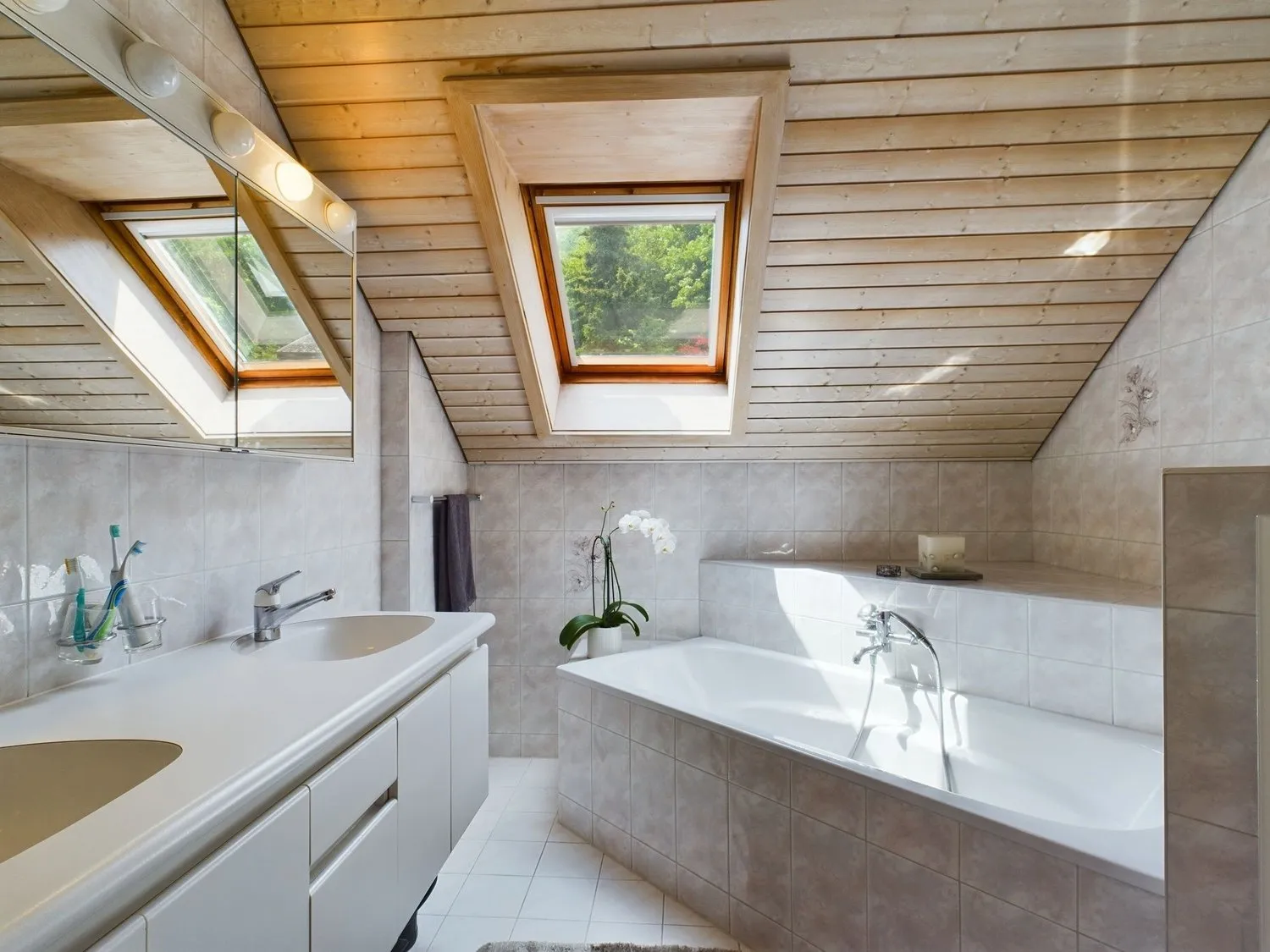 Modernes 4.5-Zimmer-Reihenhaus mit Garten in Niederbipp