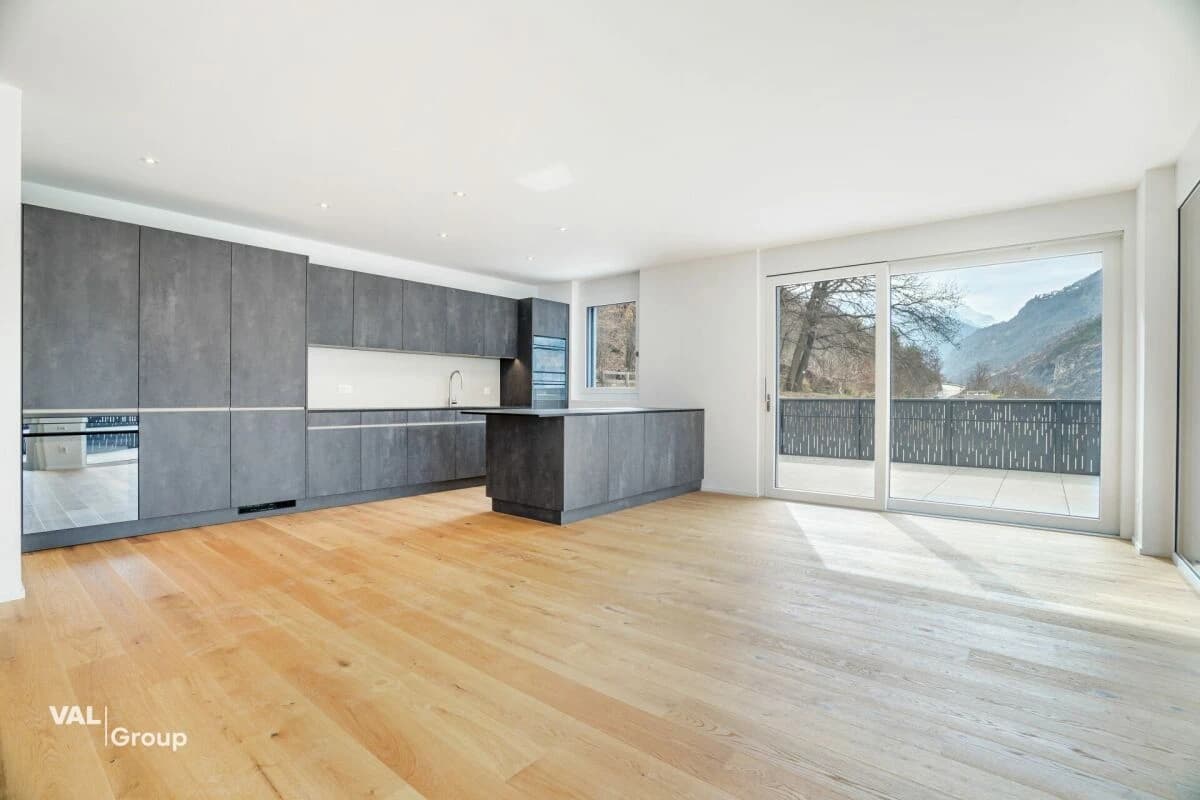 Einzigartige 4.5-Zimmer-Attikawohnung in Visp - modernes Wohnen mit bester Aussicht