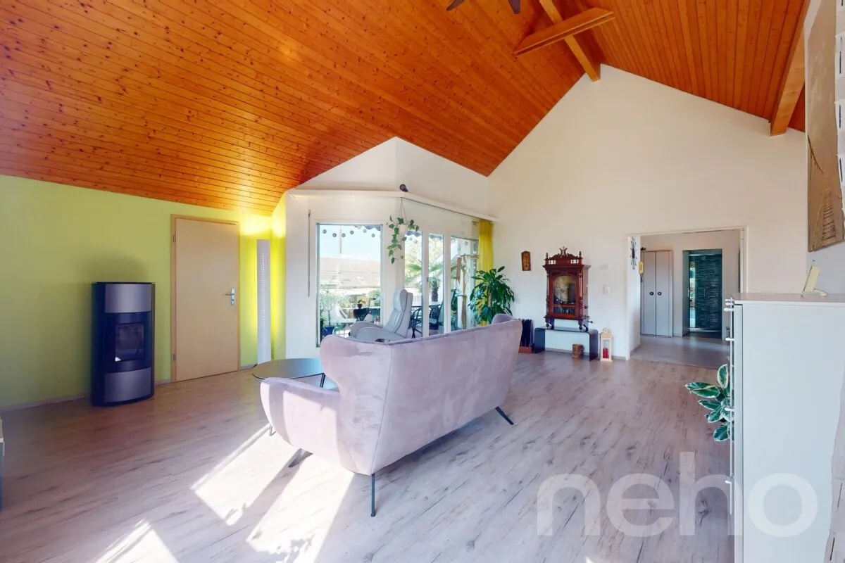 Ruhige 4.5-Zimmer-Dachwohnung mit Balkon in Kaiseraugst