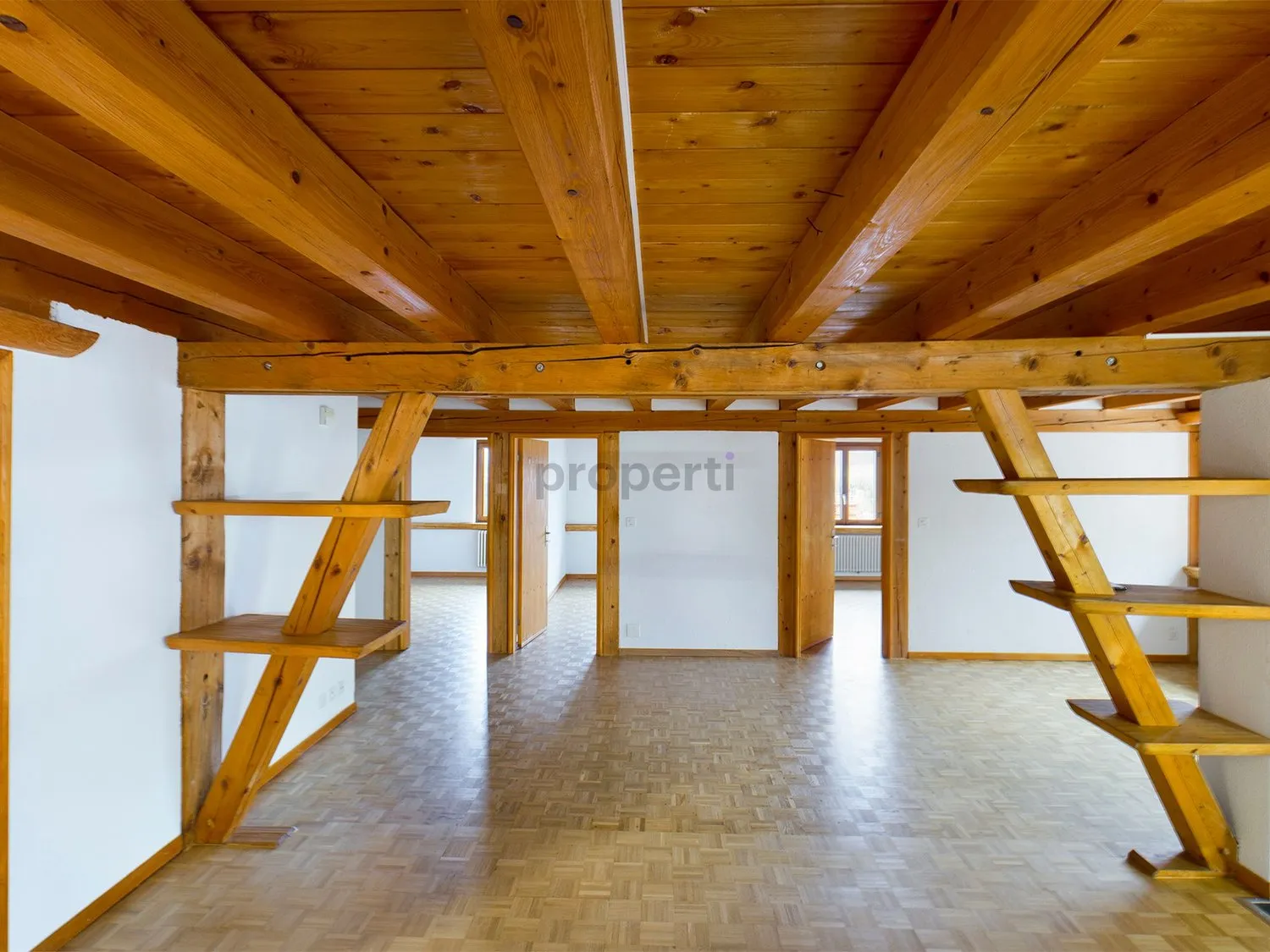 Helle 4.5-Zimmer-Wohnung mit Balkon in Zwingen