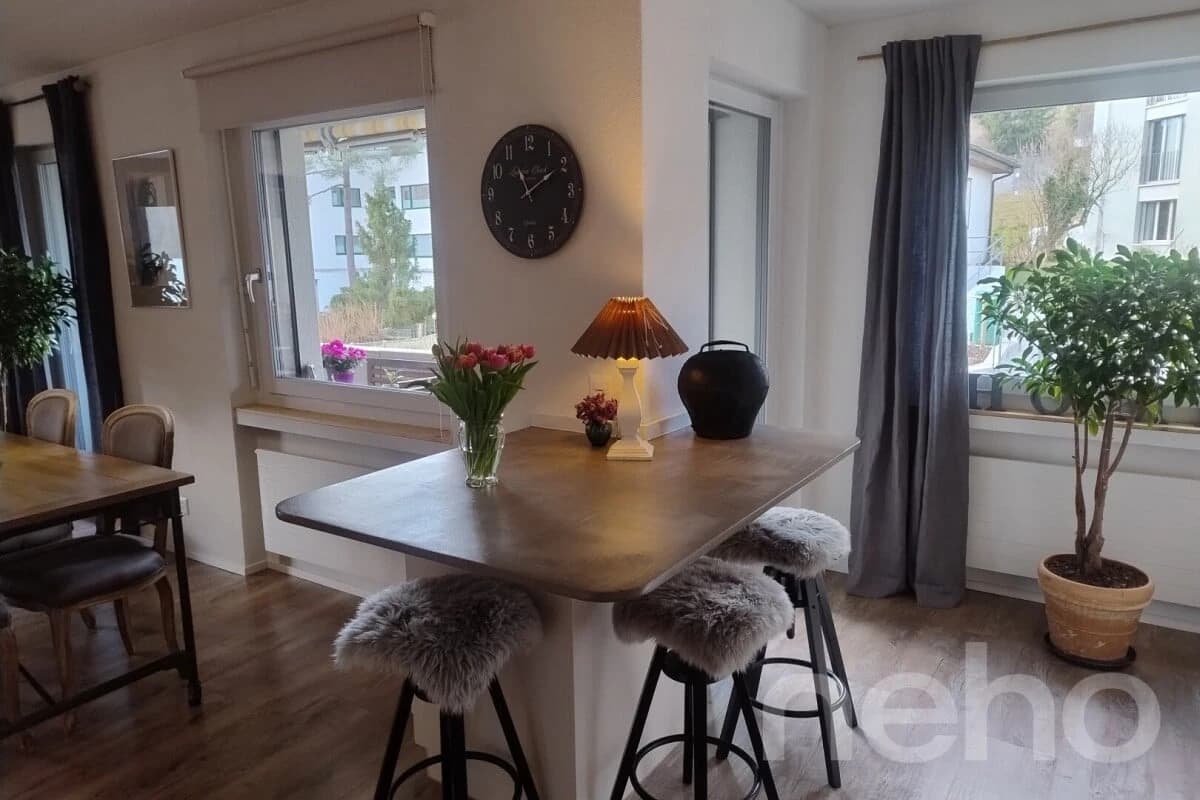 Ruhige 4.5-Zimmer-Wohnung am Fuss des Uetlibergs