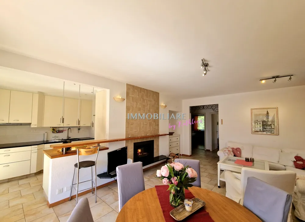 Ferienwohnung Attica mit Weitblick, ganzjährig sonnig, nah zur Maggia