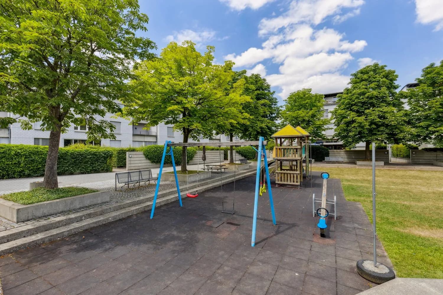 Kinderfreundlich und viel Natur, Wohnen im Aadorf!