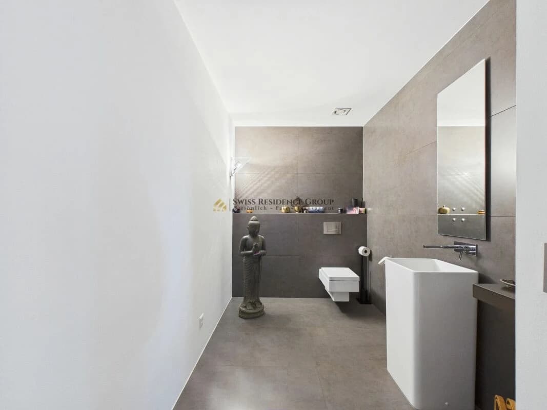 Exklusive Terrassenwohnung mit 100m² Sonnenterrasse