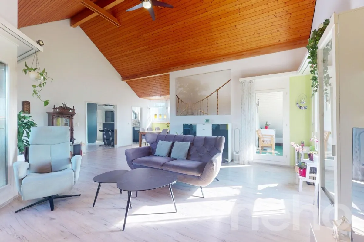 Ruhige 4.5-Zimmer-Dachwohnung mit Balkon in Kaiseraugst