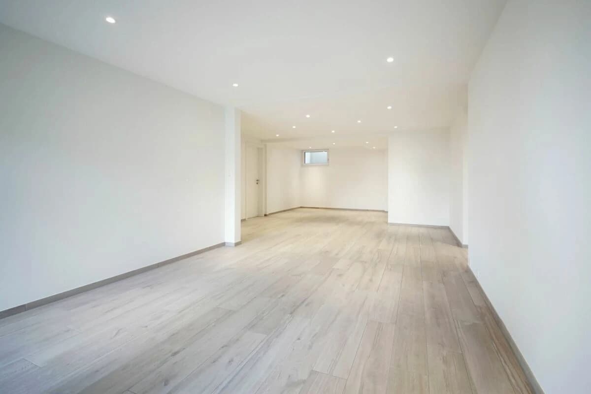 Gehobene 2.5-Zimmerwohnung mit riesigem Garten!