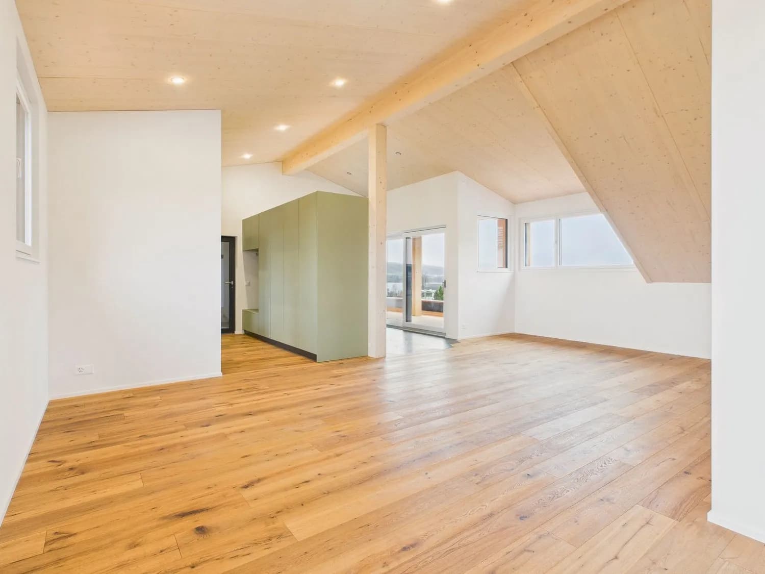 Modern 3.5-Zimmer-Wohnung mit grosser Terasse und Seesicht in Beinwil am See