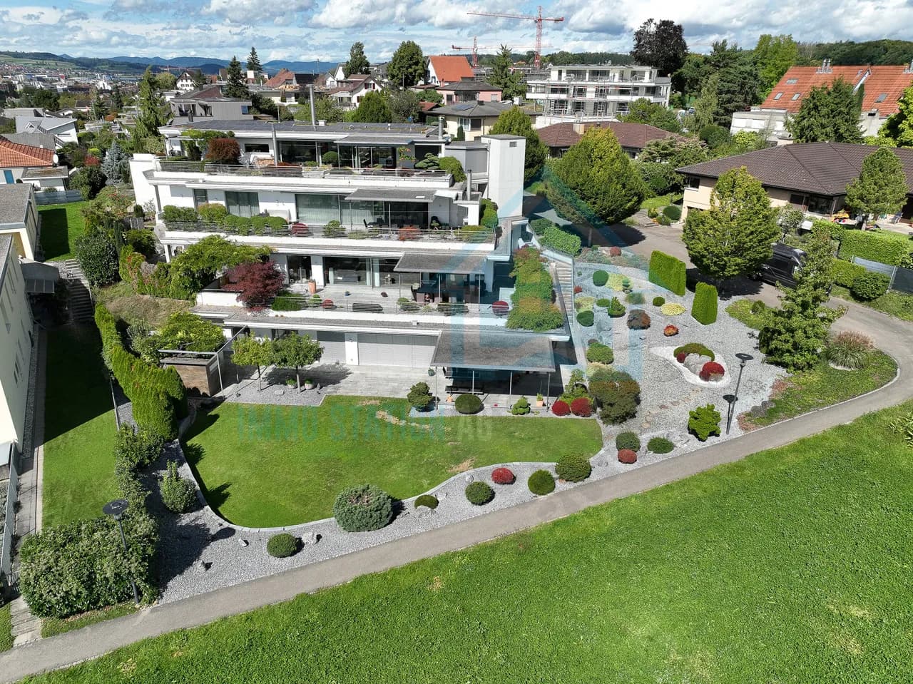 Exklusives Terrassenhaus mit Panoramablick und höchstem Wohnkomfort