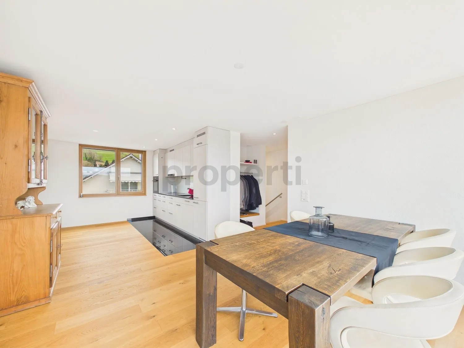 Exklusive 5.5-Zimmer-Attikawohnung mit grosszügiger Terrasse in Künten