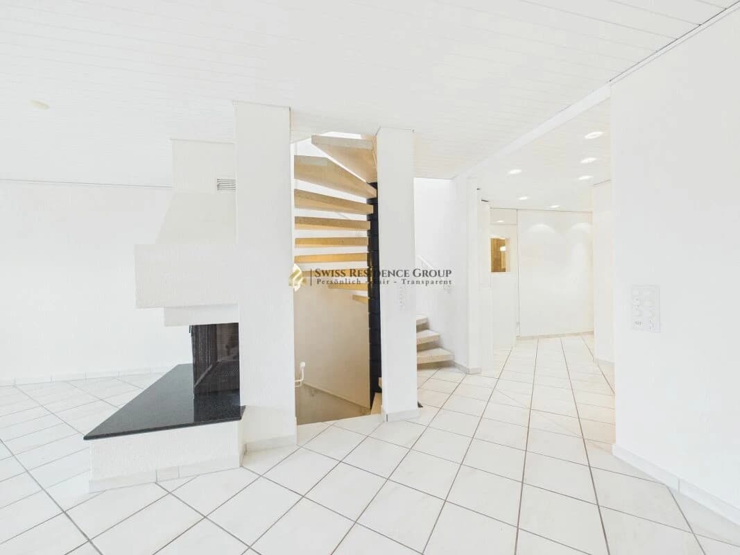 Sonniges 7.5-Zimmer Reihen-Einfamilienhaus mit Garten, Balkon und Bergsicht