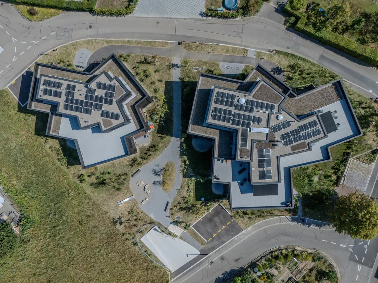 LETZTE GELEGENHEIT - GARTENWOHNUNG DER BESONDEREN ART