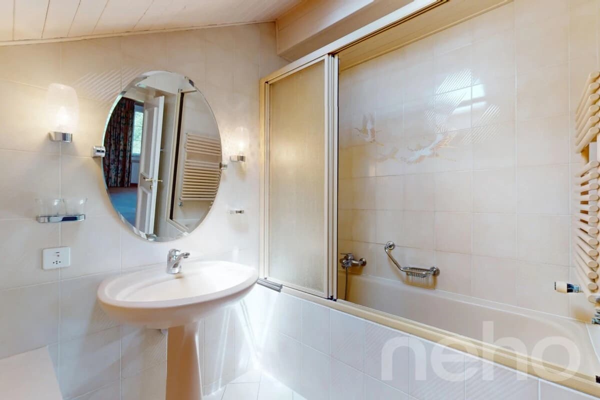 Charme et espace : maison avec vue dégagée sur Lac et montagnes