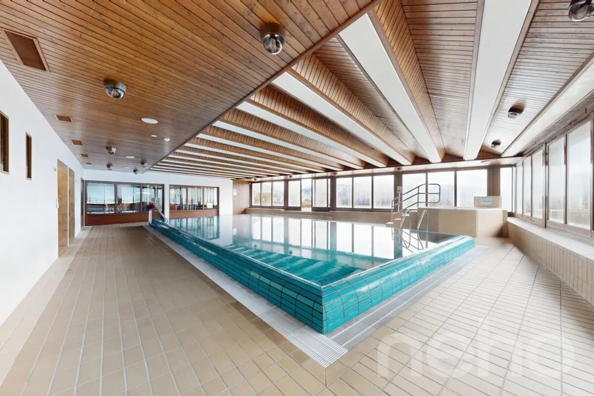 Studio dans une résidence avec piscine, sauna, fitness