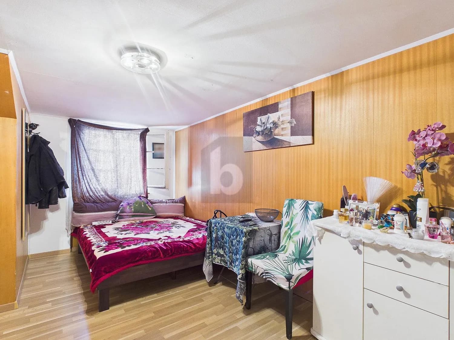 ATTRAKTIVES RENDITEOBJEKT MIT GARAGEN