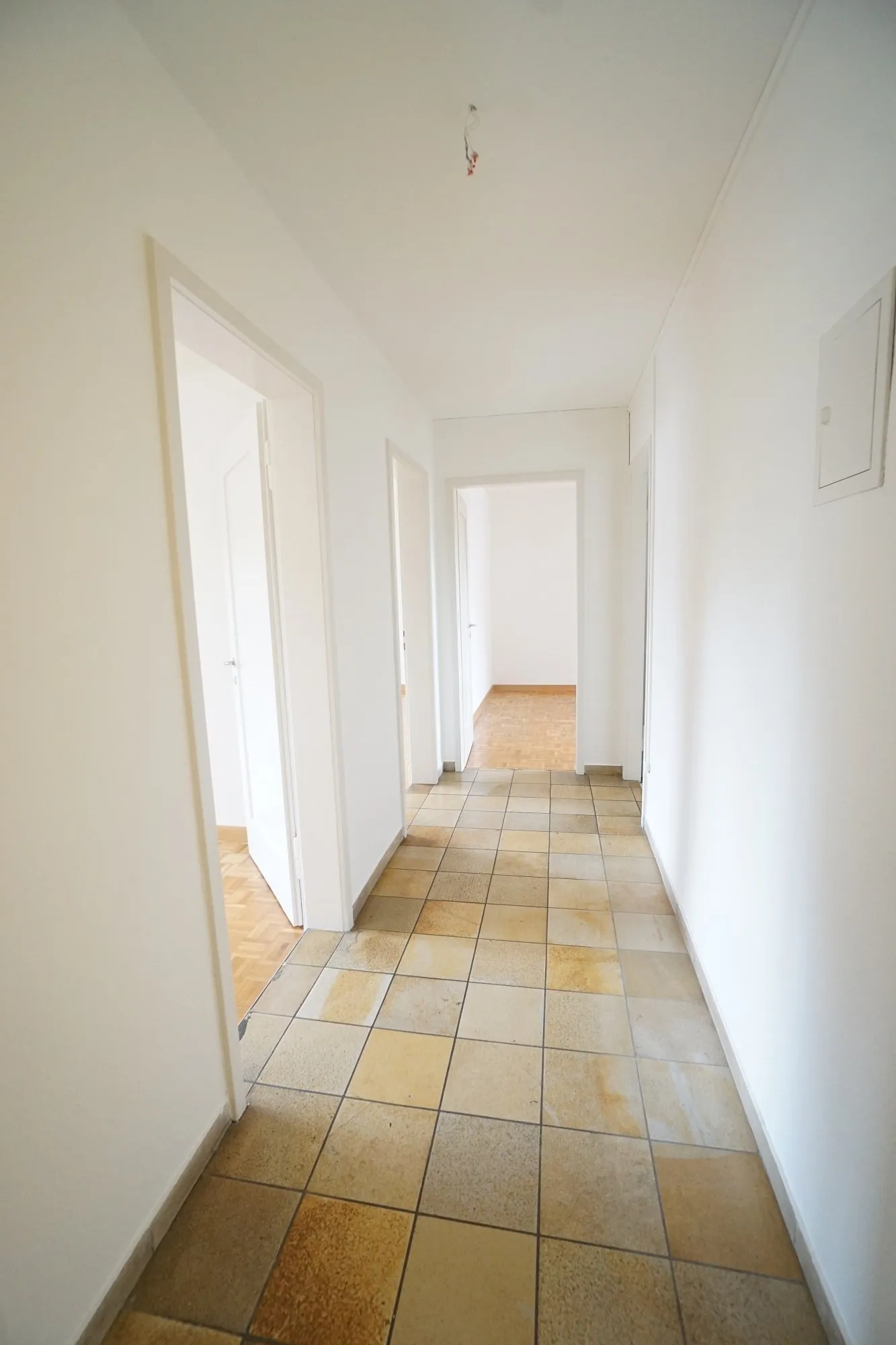 MIETEN OHNE KAUTION - Helle Wohnung in Binningen