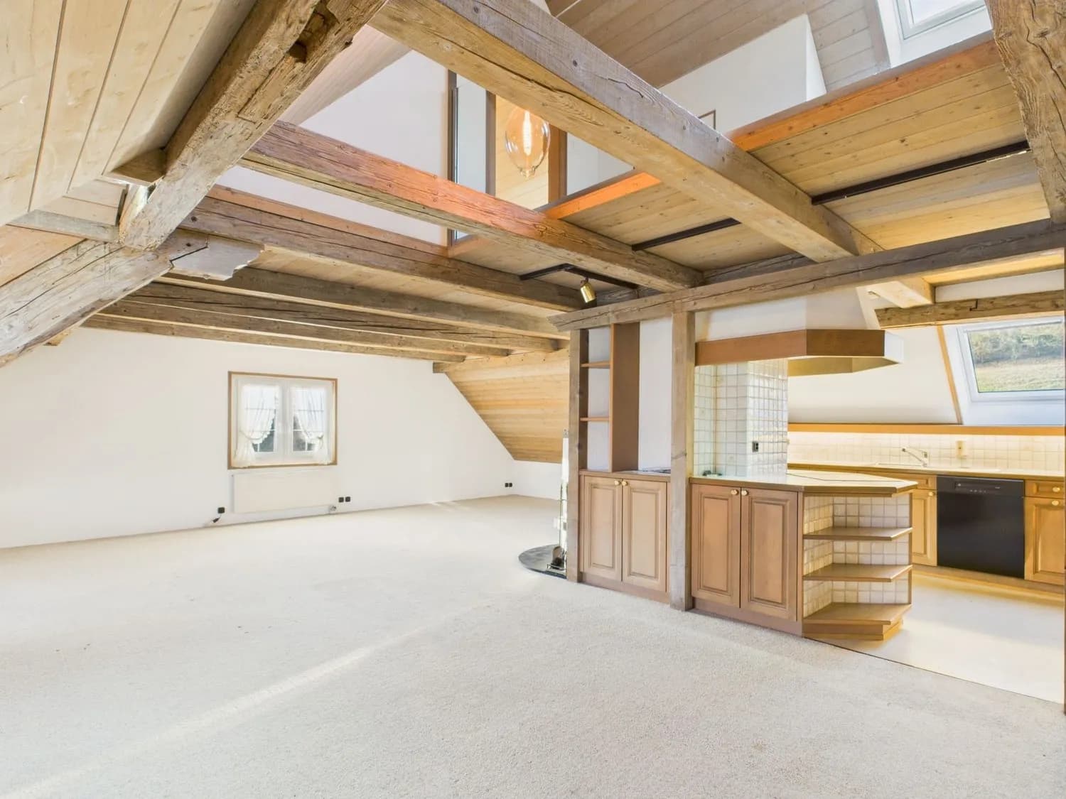 Einzigartige 5.5-Zimmer Dachwohnung