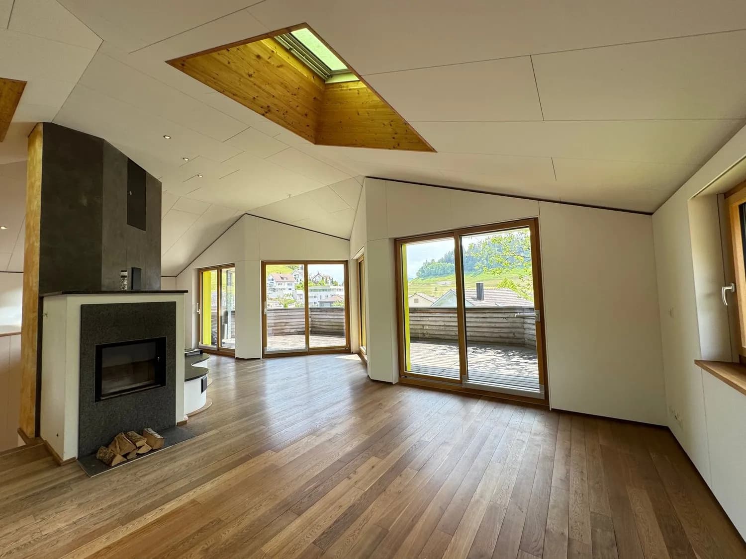 5.5-Zimmer-Maisonettewohnung mit Terrasse und Aussicht in Mosnang