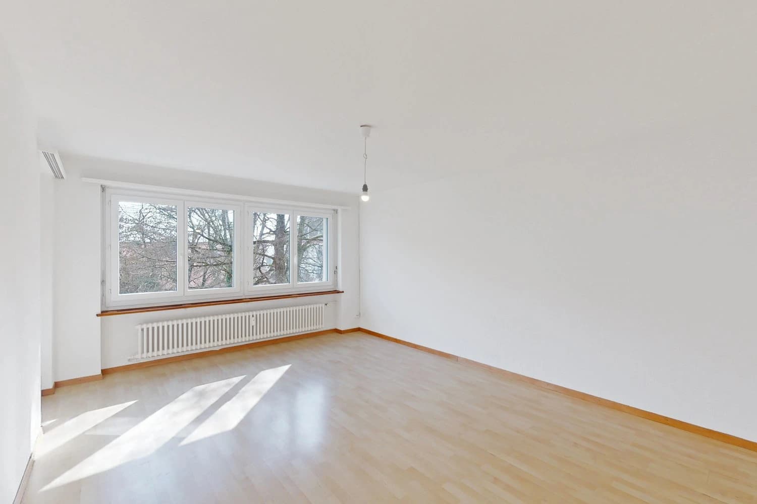 Wohnen in Zürich-Höngg, nahe beim Meierhofplatz - befristet bis 30.11.2028!