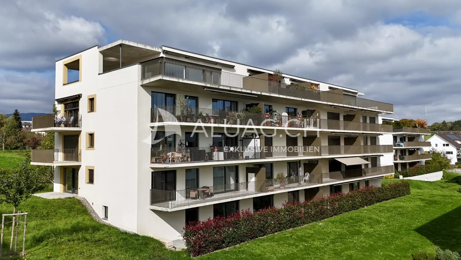 2.5 ZIMMER ERDGESCHOSSWOHNUNG