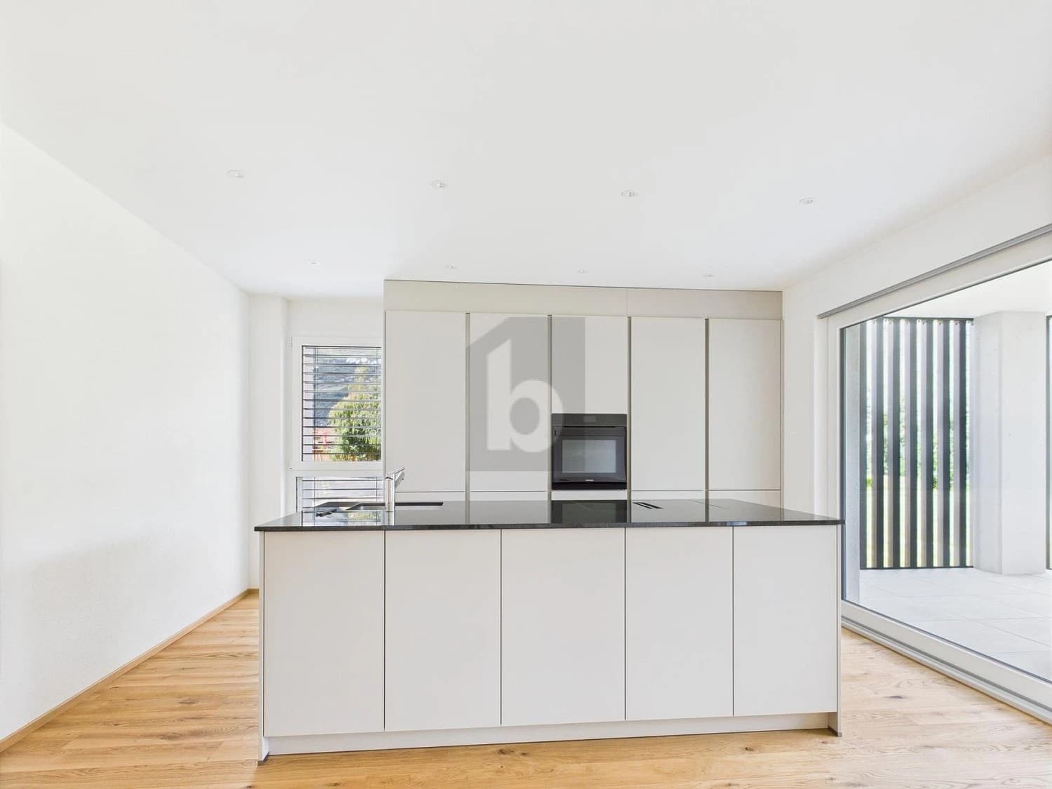 MODERN UND SONNENVERWÖHNT